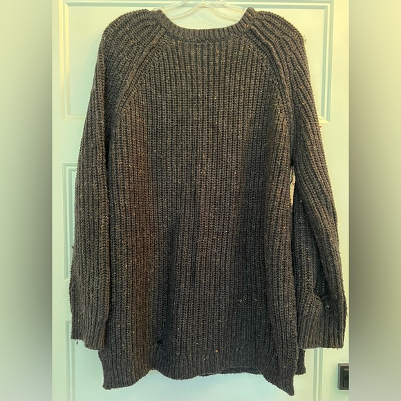 Wildfox couture dusk distressed sweater Large - Picture 2 of 4
